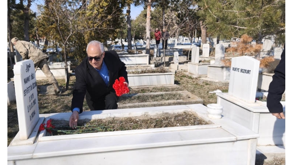 13 Mart Depremi Şehitleri Dualarla Anıldı