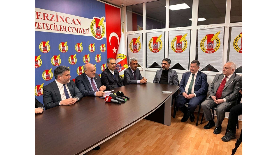 AK Parti Erzincan Teşkilatı EGC’de Basınla Buluştu